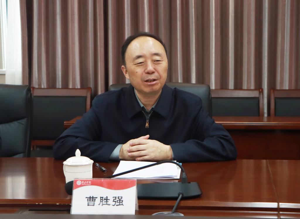 20240402山东文化产业职业学院来问鼎网中国考察交流 (5).jpg