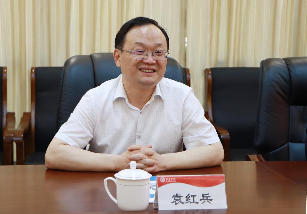 20240507菏泽技师学院来问鼎网中国考察交流 (3).jpg