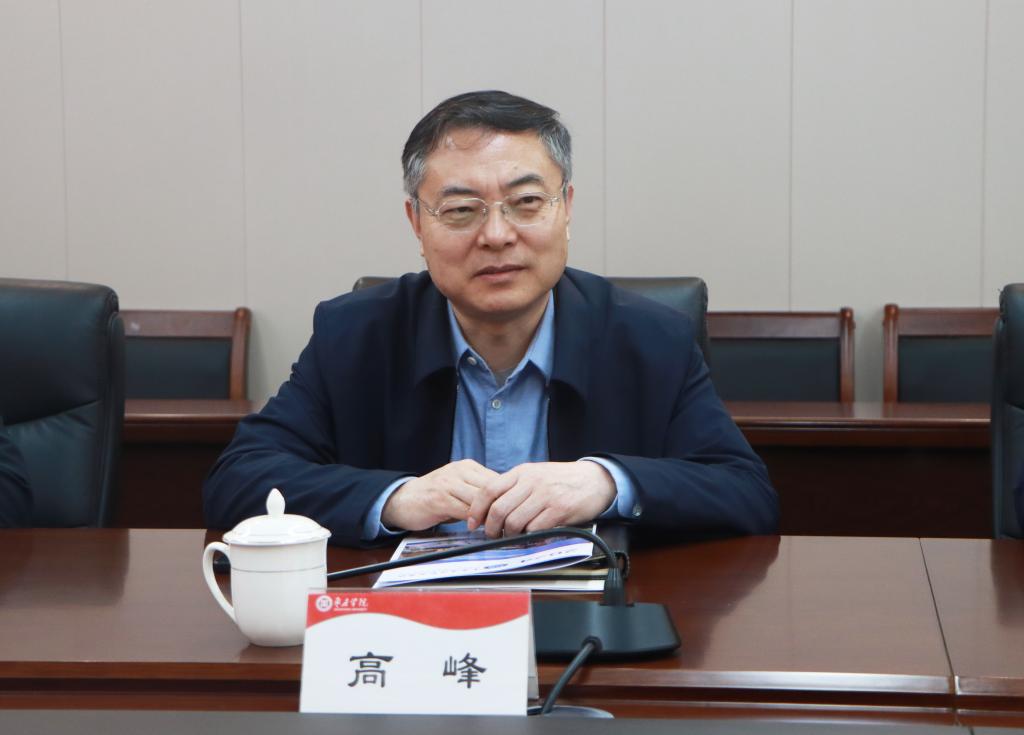 20240402山东文化产业职业学院来问鼎网中国考察交流 (6).jpg